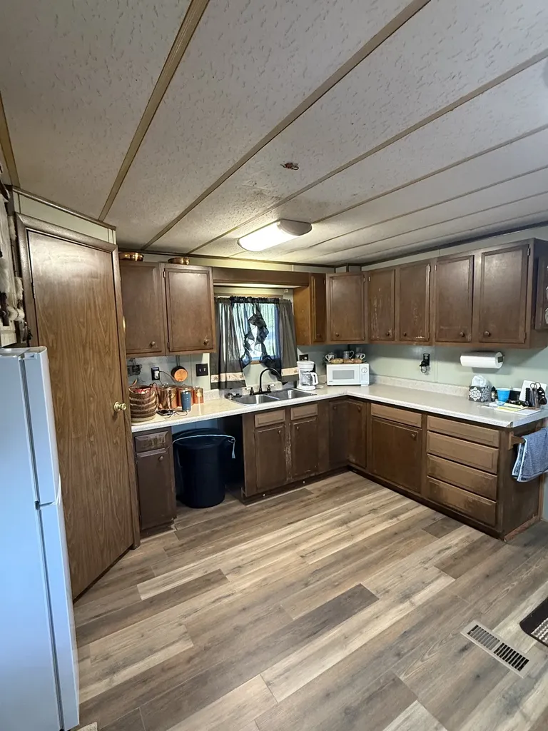 603 Fourth Avenue SE White Sulphur Springs MT 59645