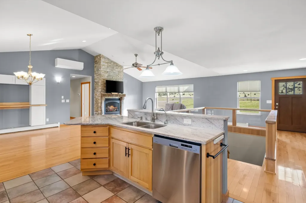 5944 Us Highway 287 East Helena MT 59635