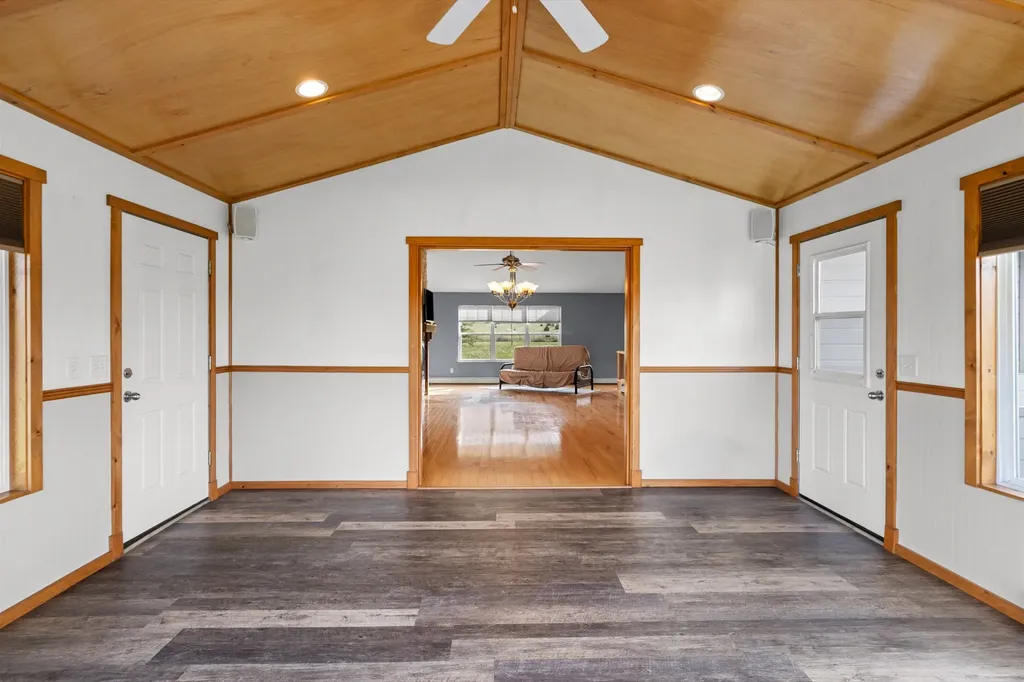 5944 Us Highway 287 East Helena MT 59635