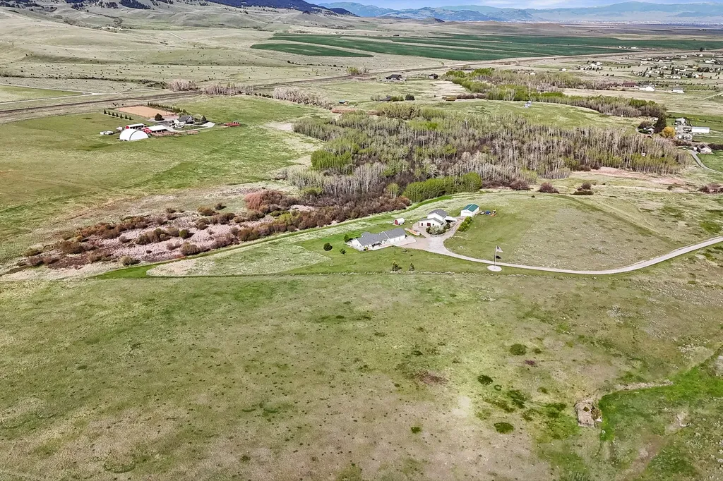 5944 Us Highway 287 East Helena MT 59635