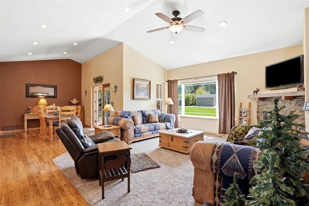 85 Edge Drive Stevensville MT 59870