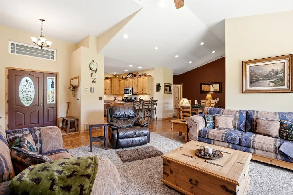 85 Edge Drive Stevensville MT 59870
