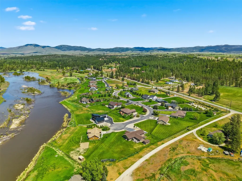 85 Edge Drive Stevensville MT 59870