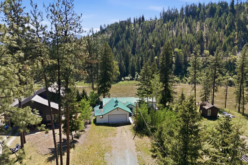 1311 Riverbend Road Superior MT 59872