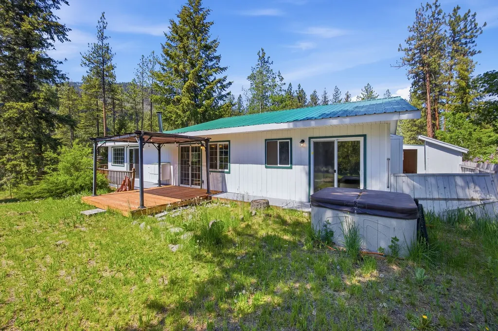 1311 Riverbend Road Superior MT 59872