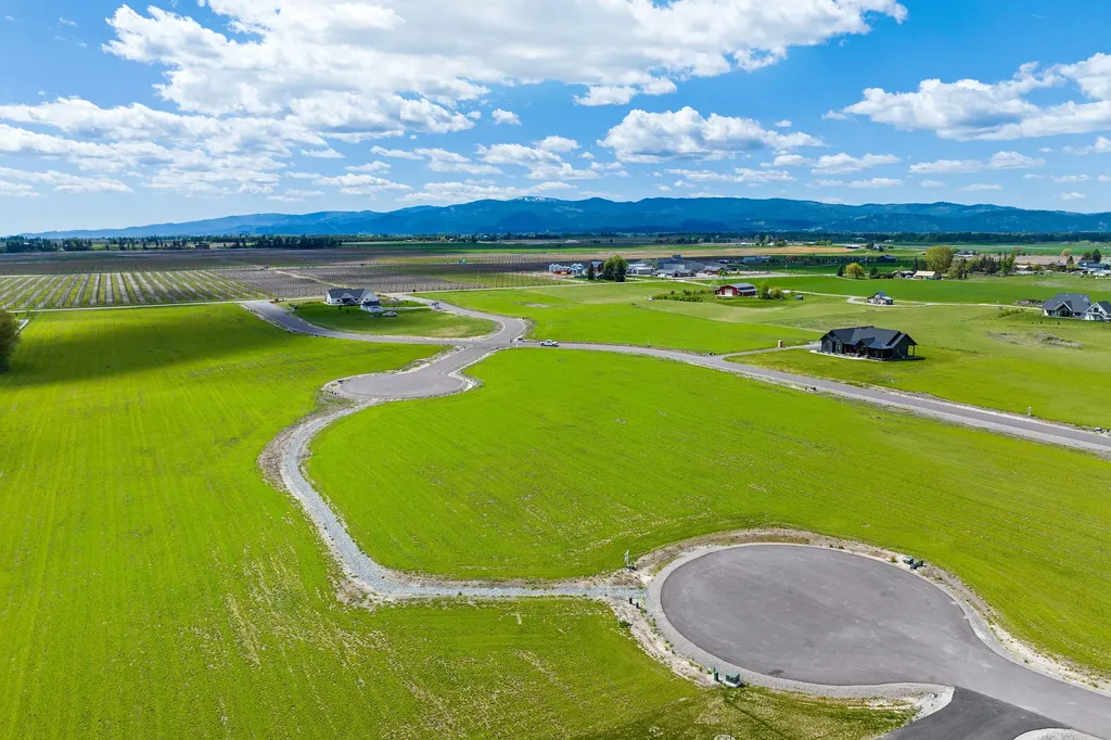 35 Charlotte Peak Court Kalispell MT 59901
