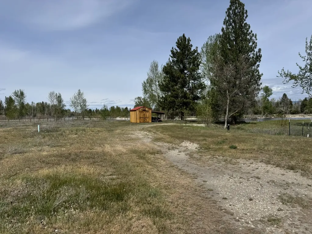 Nhn W Tucker Crossing Victor MT 59875
