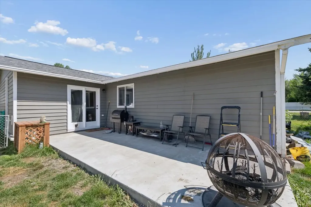 1938 S Woodland Drive Kalispell MT 59901