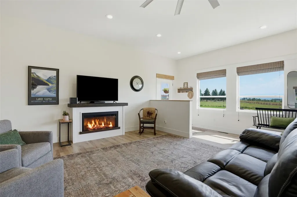 514 Popham Lane Corvallis MT 59828