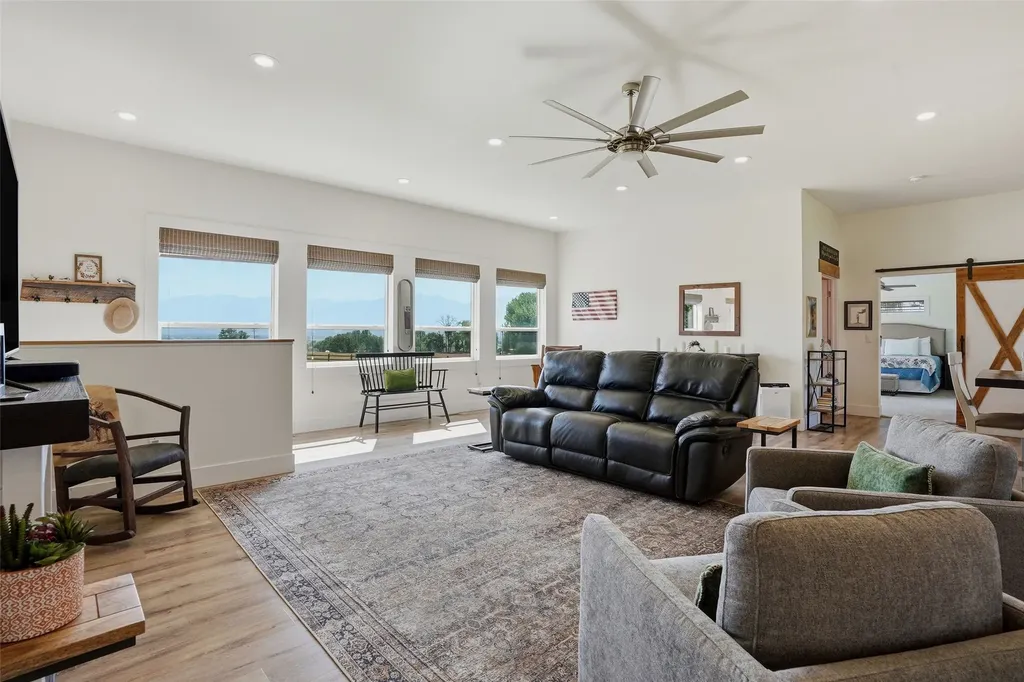 514 Popham Lane Corvallis MT 59828