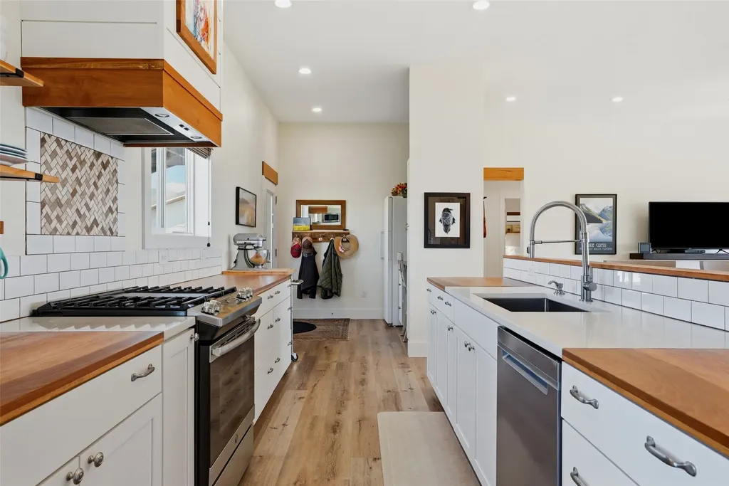 514 Popham Lane Corvallis MT 59828