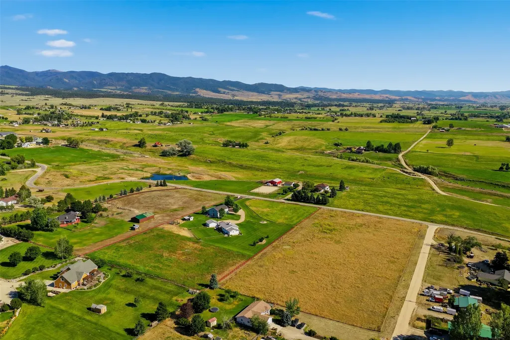 514 Popham Lane Corvallis MT 59828