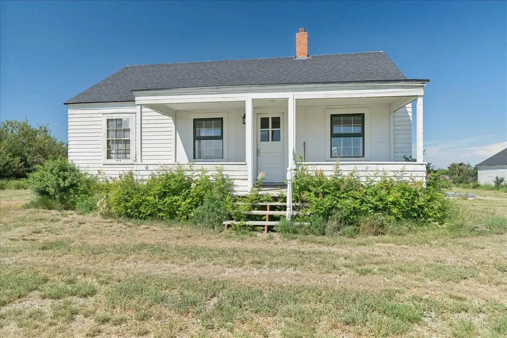 1002 4th Lane NE Choteau MT 59422