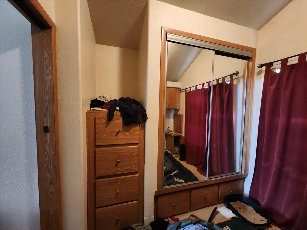 207, 209, 211, 211 1/2 A Street Hot Springs MT 59845