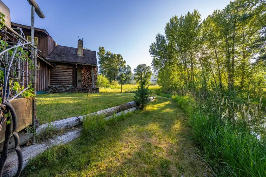 60295 Us Highway 2 Libby MT 59923