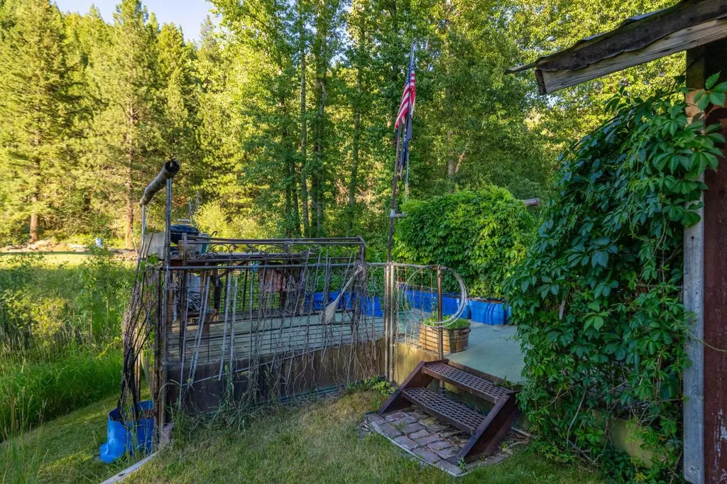 60295 Us Highway 2 Libby MT 59923