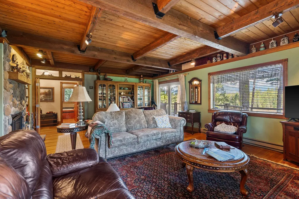 701 Mccaffery Road Bigfork MT 59911
