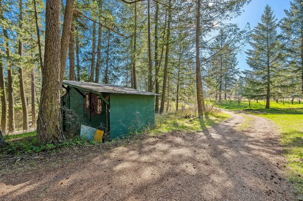 701 Mccaffery Road Bigfork MT 59911