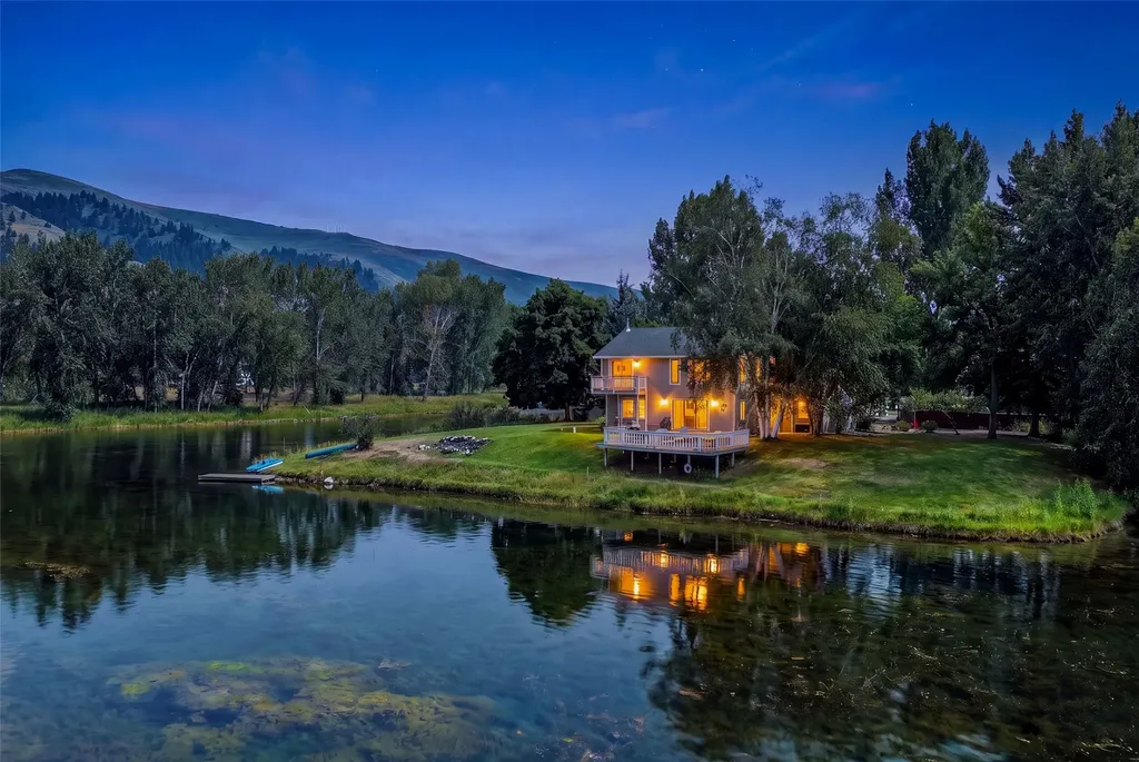 10855 Peninsula Place Lolo MT 59847