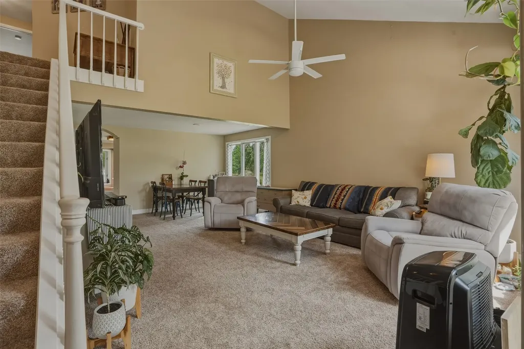 10855 Peninsula Place Lolo MT 59847