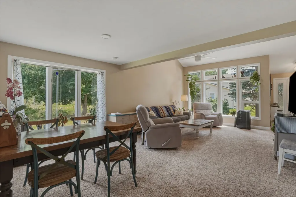 10855 Peninsula Place Lolo MT 59847