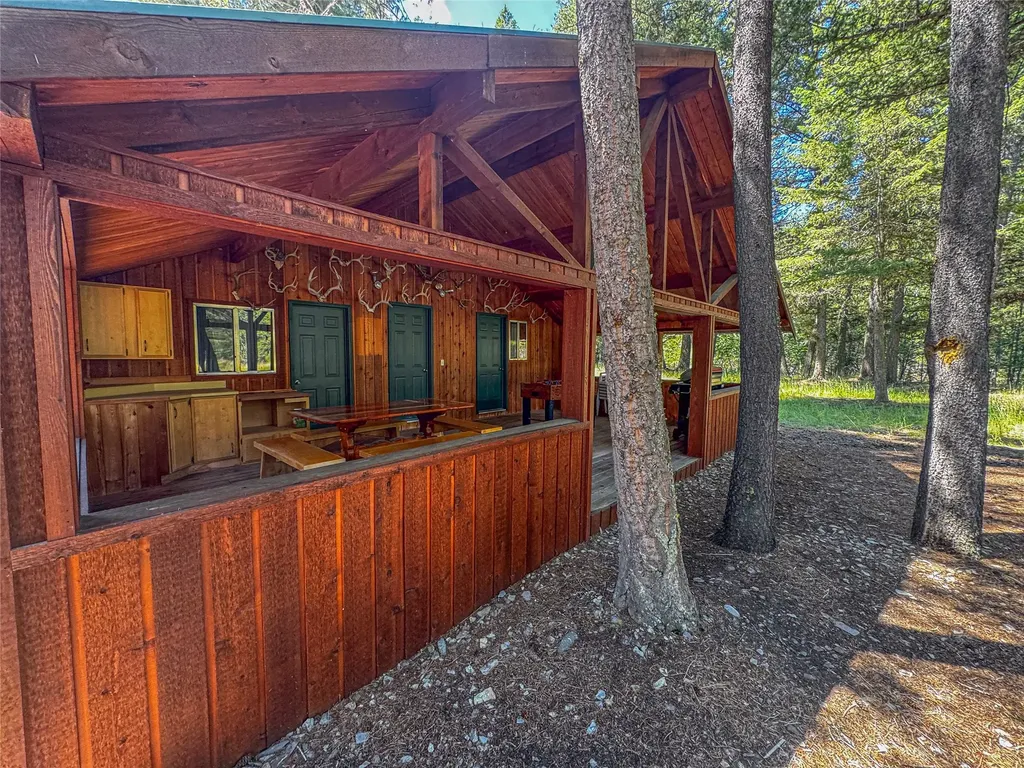 6961 West Fork Road Darby MT 59829