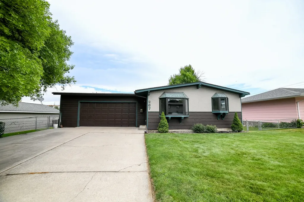 267 17th Avenue S Great Falls MT 59405
