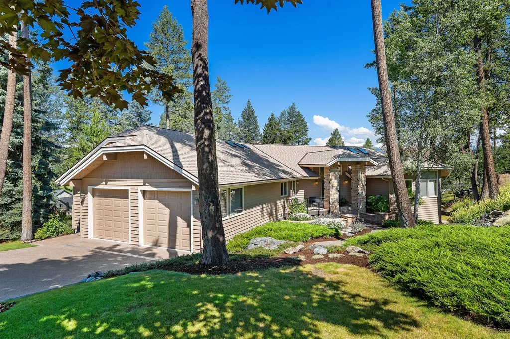 109 Eagle Bend Drive Bigfork MT 59911