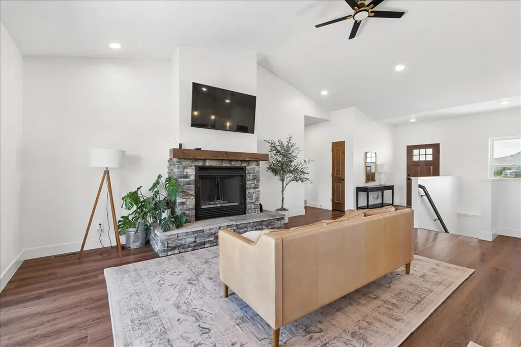 1002 4th Lane NE Choteau MT 59422