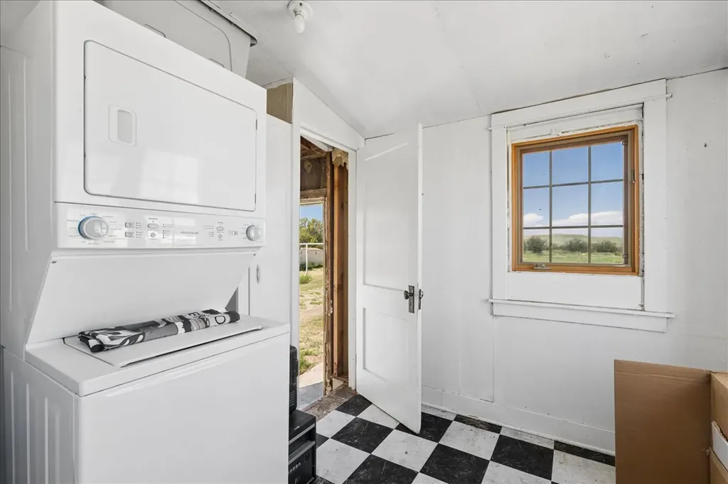 1002 4th Lane NE Choteau MT 59422