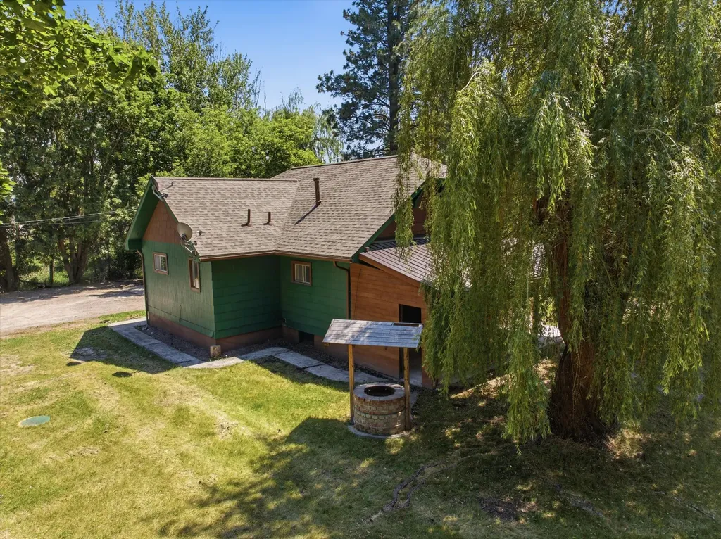 76 W Cottonwood Drive Kalispell MT 59901