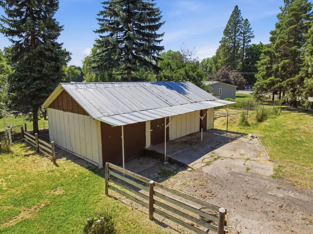 76 W Cottonwood Drive Kalispell MT 59901