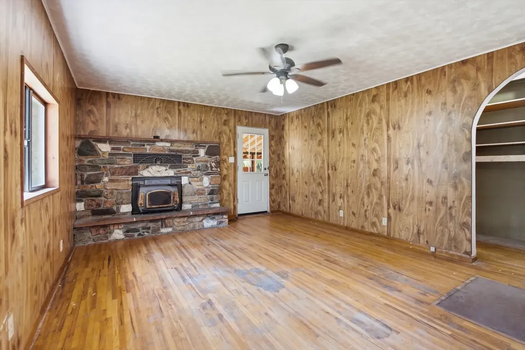 76 W Cottonwood Drive Kalispell MT 59901