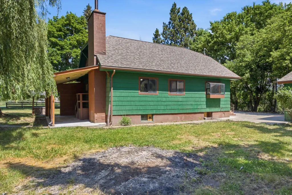 76 W Cottonwood Drive Kalispell MT 59901