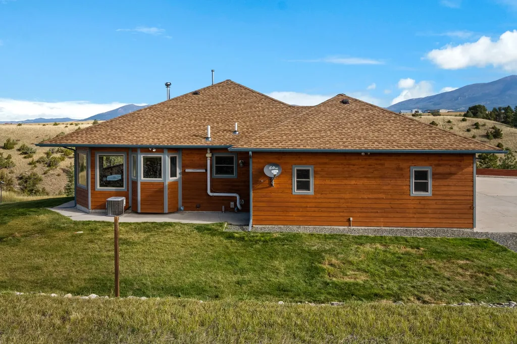 26 Silver Sage Road Townsend MT 59644