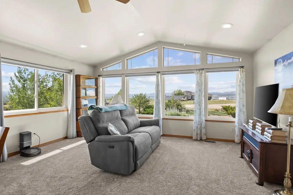4561 Hillcrest Court Helena MT 59602