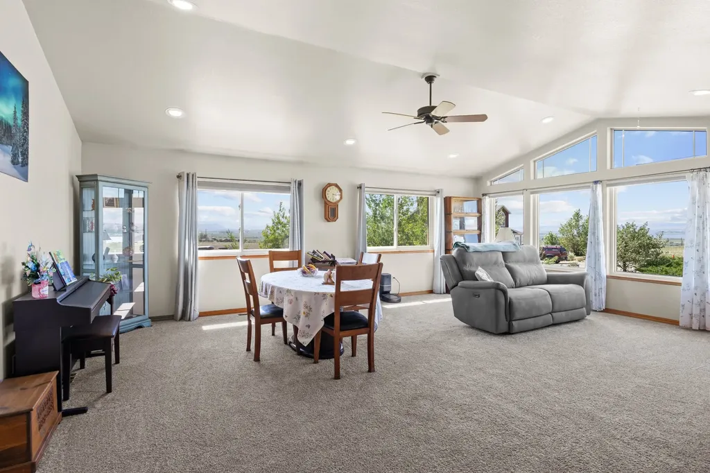 4561 Hillcrest Court Helena MT 59602