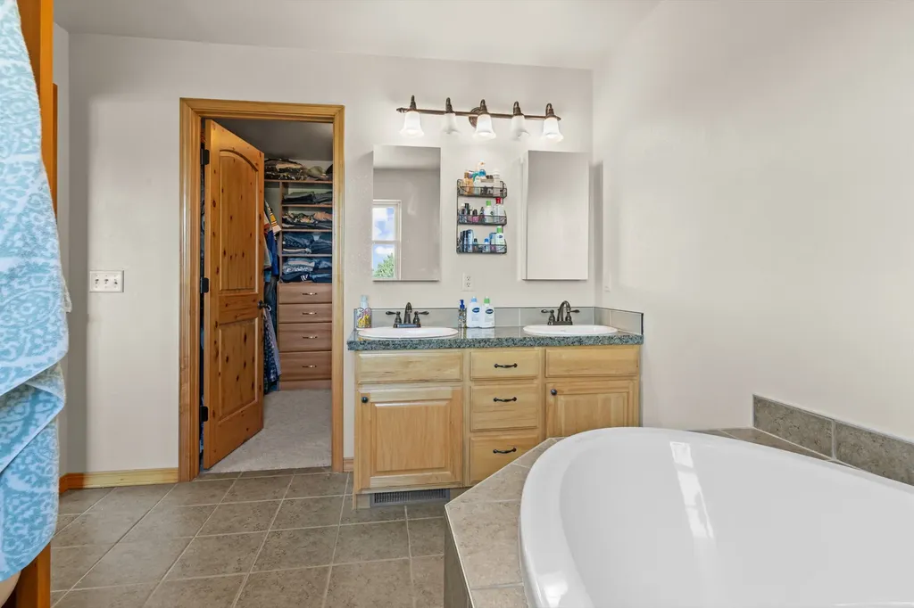 4561 Hillcrest Court Helena MT 59602