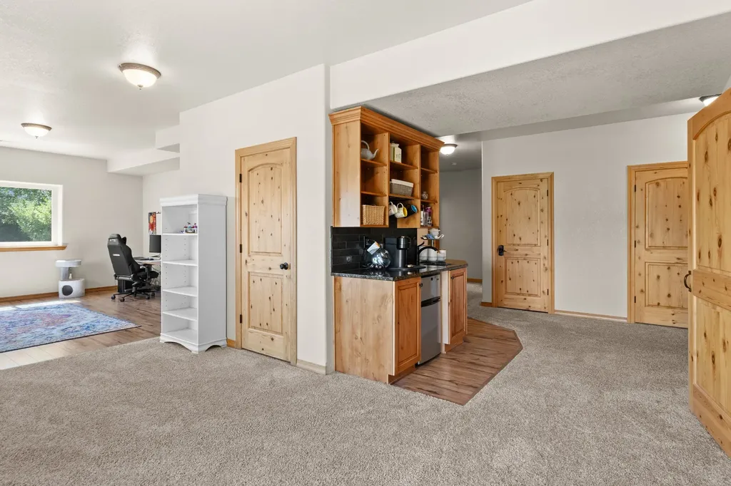 4561 Hillcrest Court Helena MT 59602