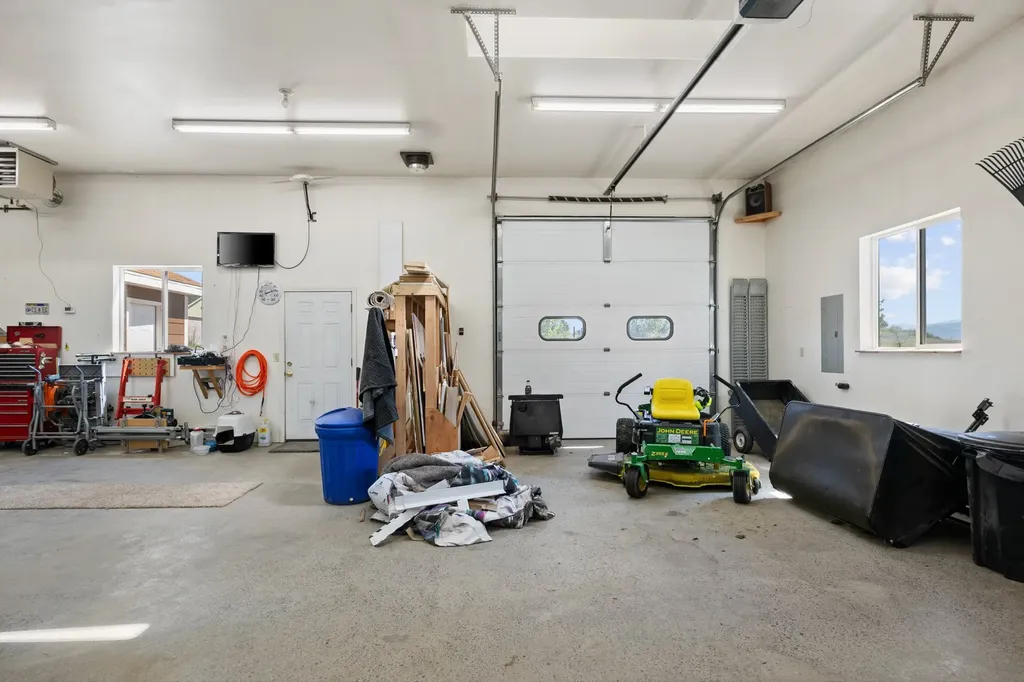 4561 Hillcrest Court Helena MT 59602