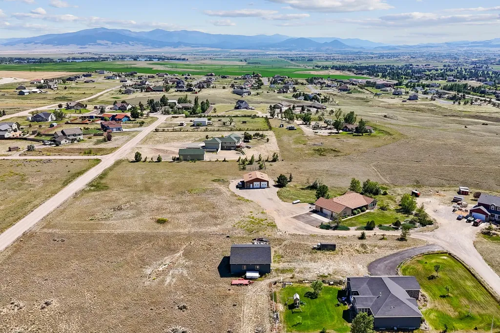 4561 Hillcrest Court Helena MT 59602