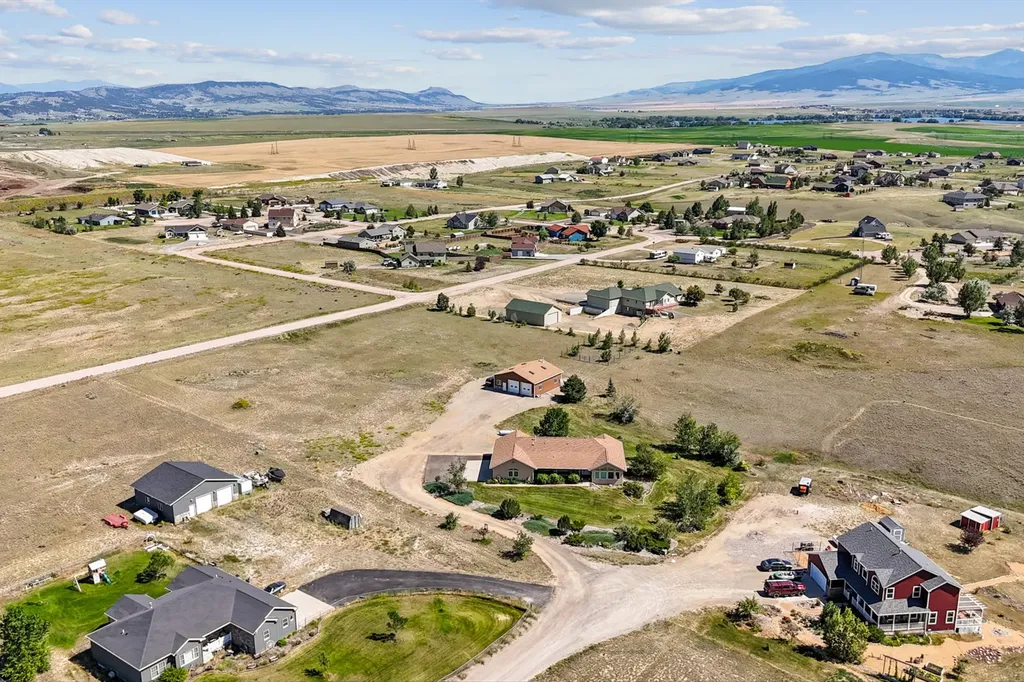 4561 Hillcrest Court Helena MT 59602