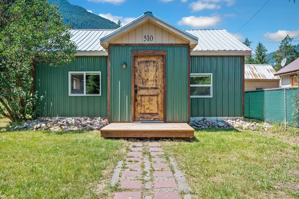 510 Mountain Drive Hungry Horse MT 59919