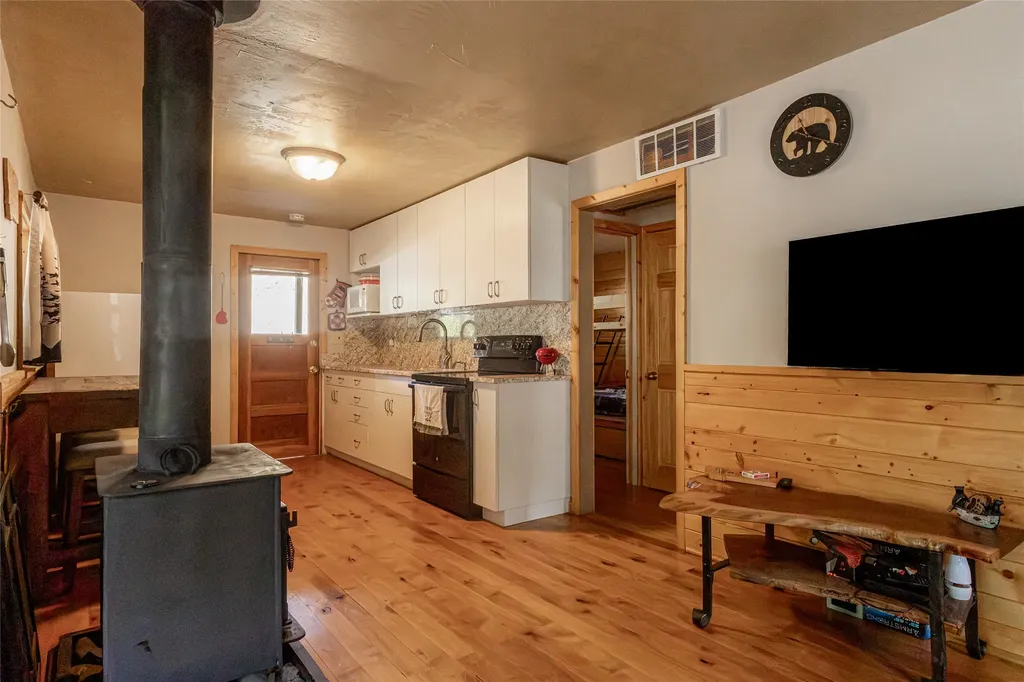 635 N Main Street Neihart MT 59465
