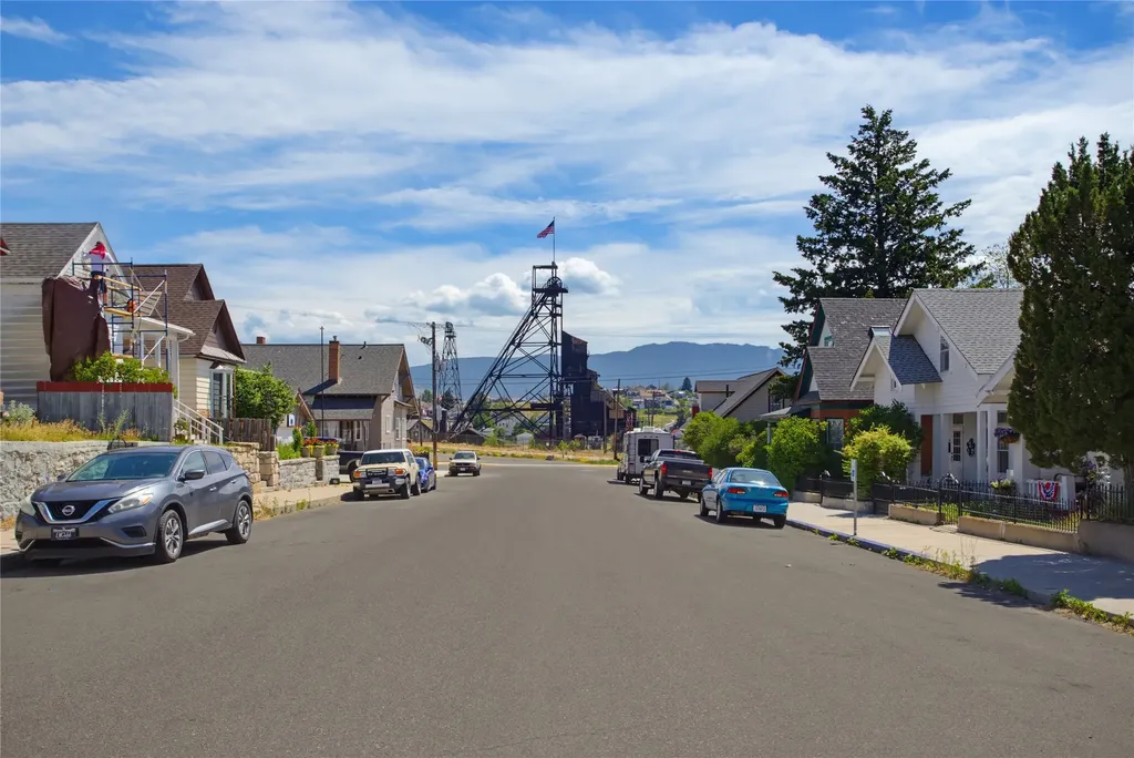 925 W Woolman Street Butte MT 59701