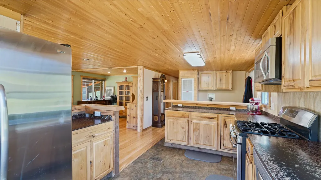 311 & 299 Wickes Road Jefferson City MT 59638