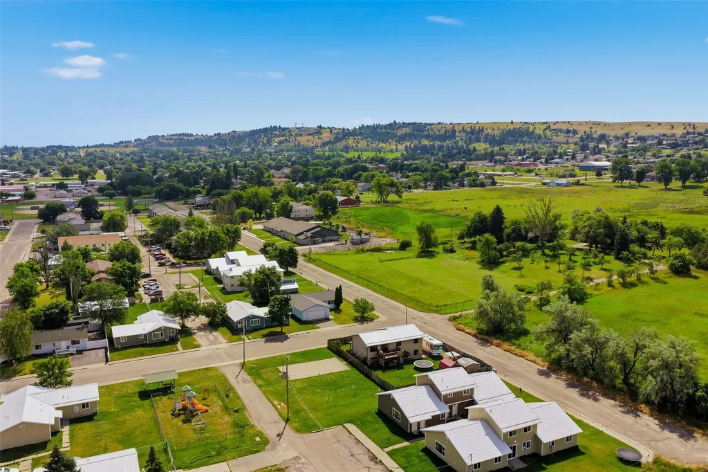 1007 5th Street W Polson MT 59860