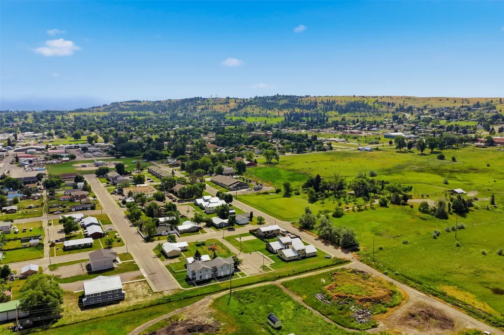 1007 5th Street W Polson MT 59860