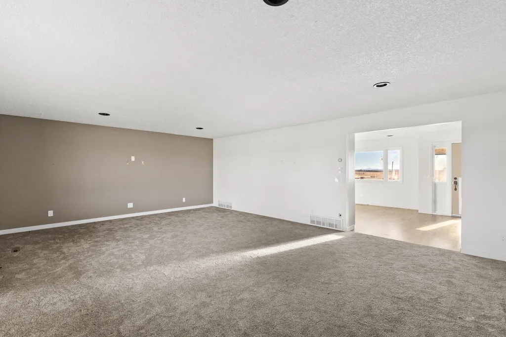 650 11th Lane NE Power MT 59468