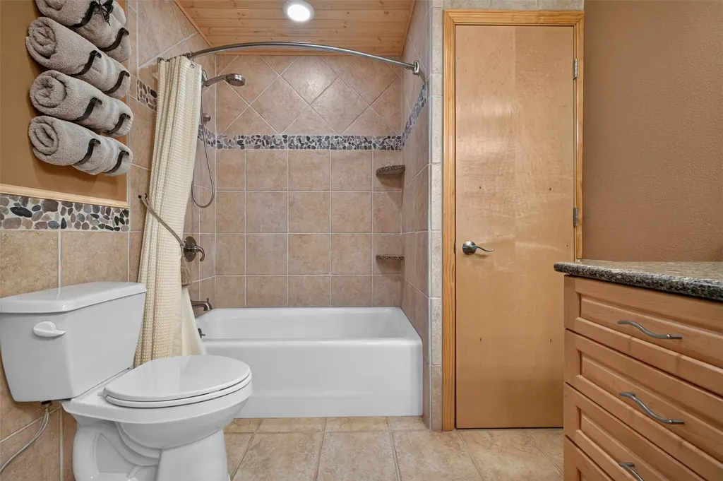 46 Bootlegger Trail Clancy MT 59634